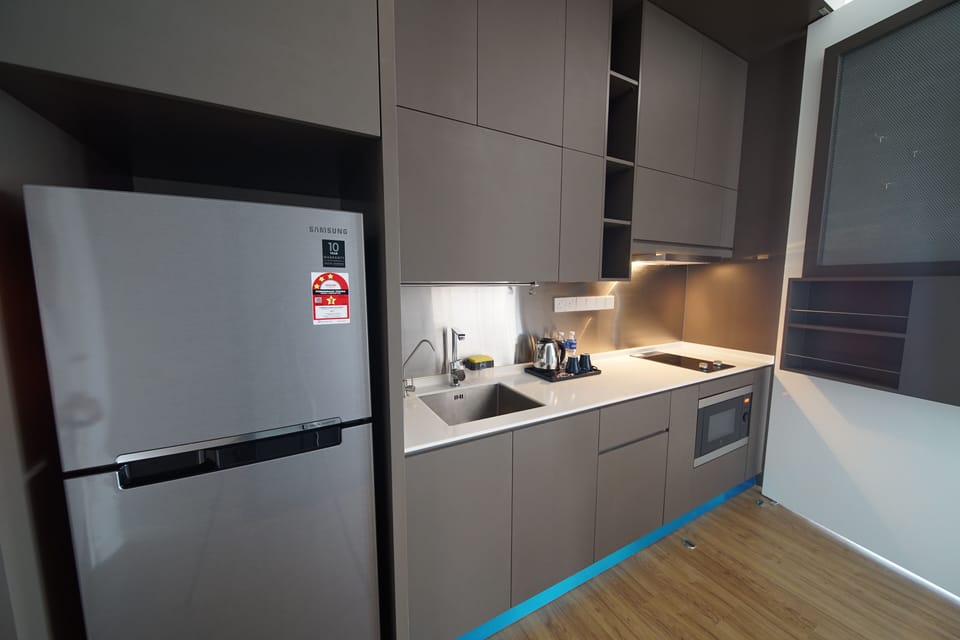 Royal Signature Studio | Private kitchenette | Electric kettle