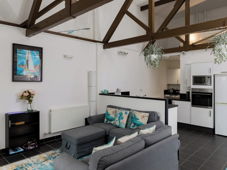 Open plan living space | The Boathouse, East Cowes