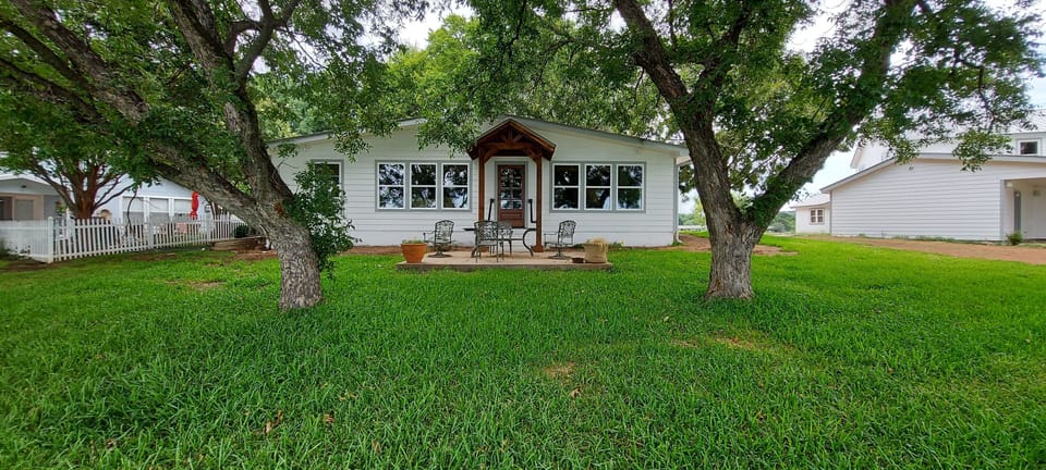 Cottage patio area