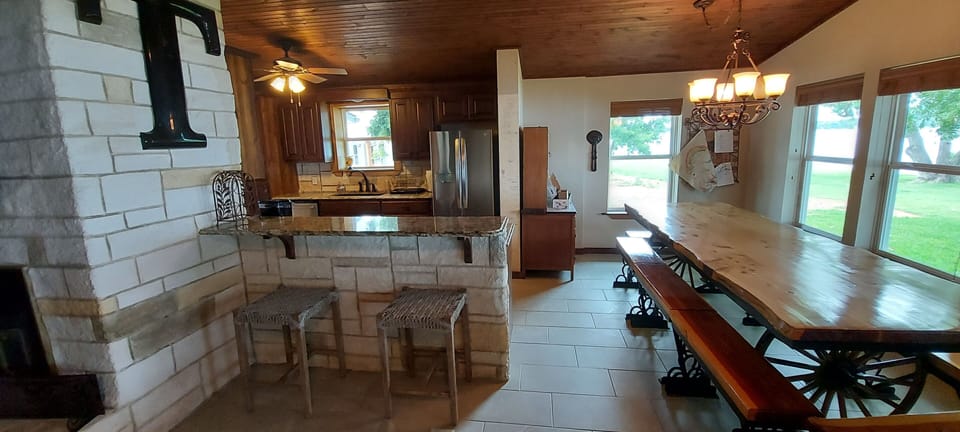 Open concept living, dining, kitchen