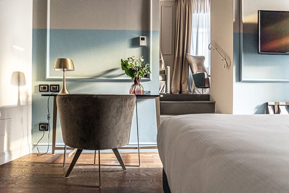 Junior Suite | Premium bedding, down comforters, minibar, individually decorated