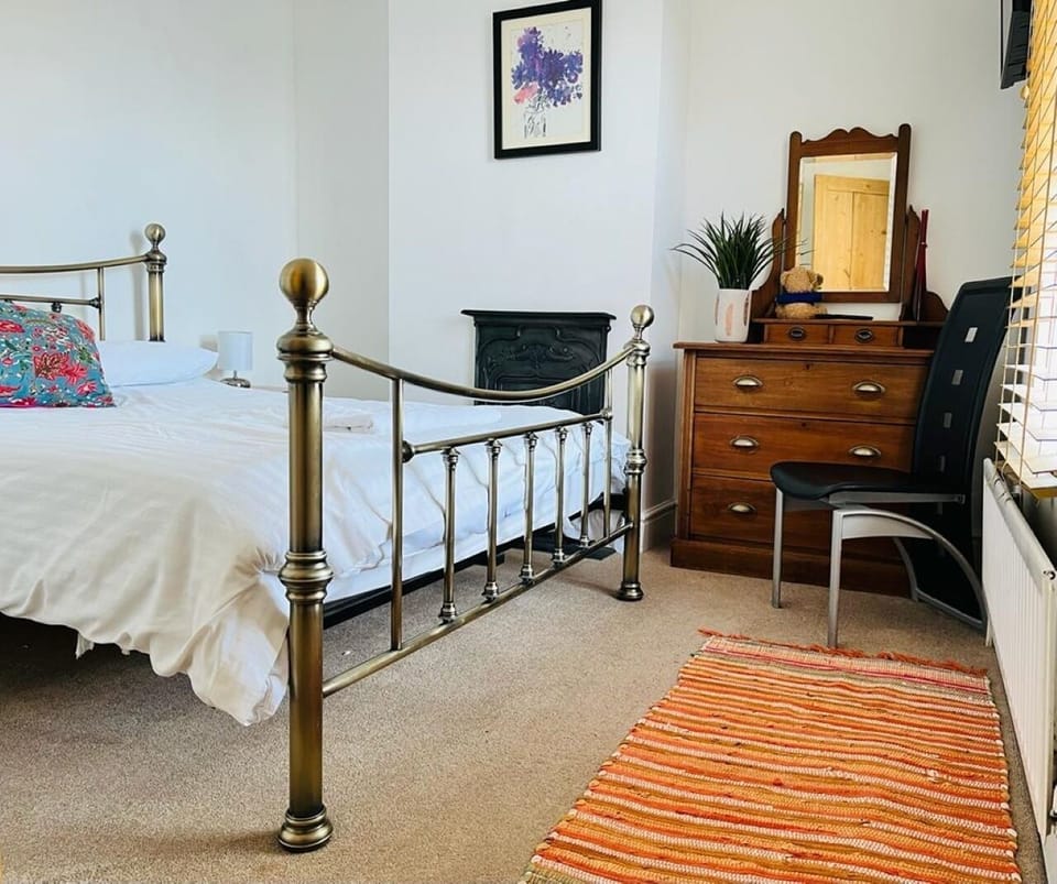 Luxury Cottage | 3 bedrooms, premium bedding, pillowtop beds, individually decorated