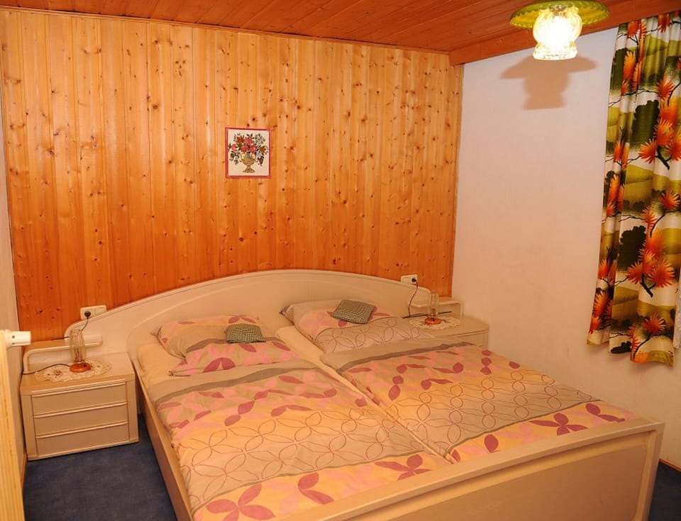 Condo, 2 Bedrooms (Hofblick) | 2 bedrooms, WiFi (free)