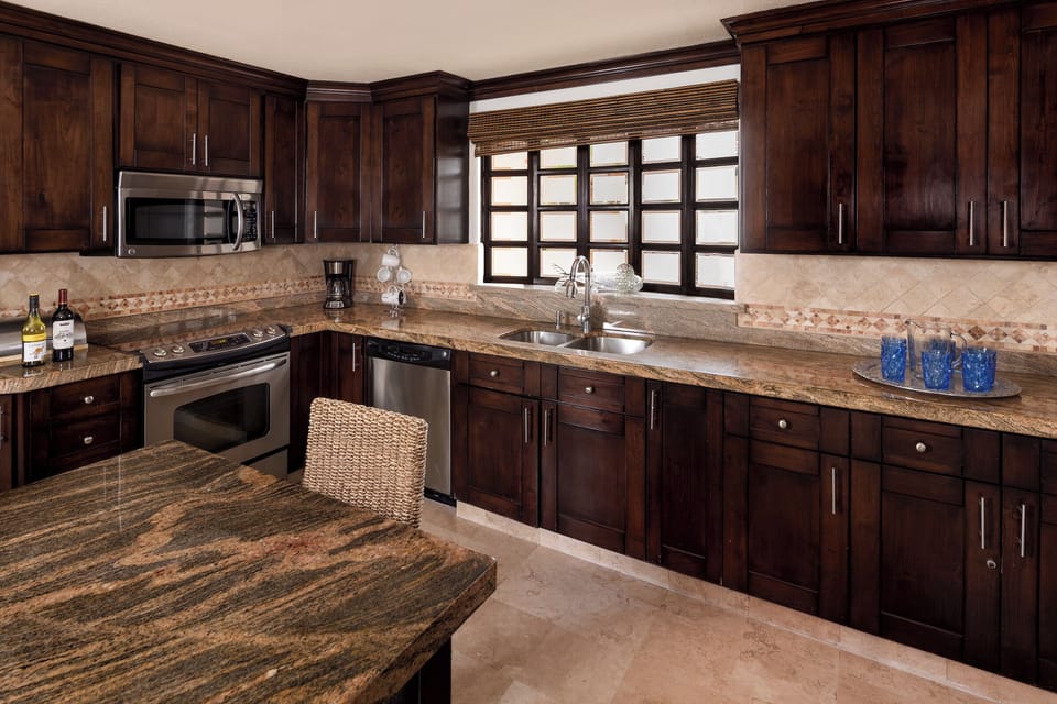 Fully equipped kitchen