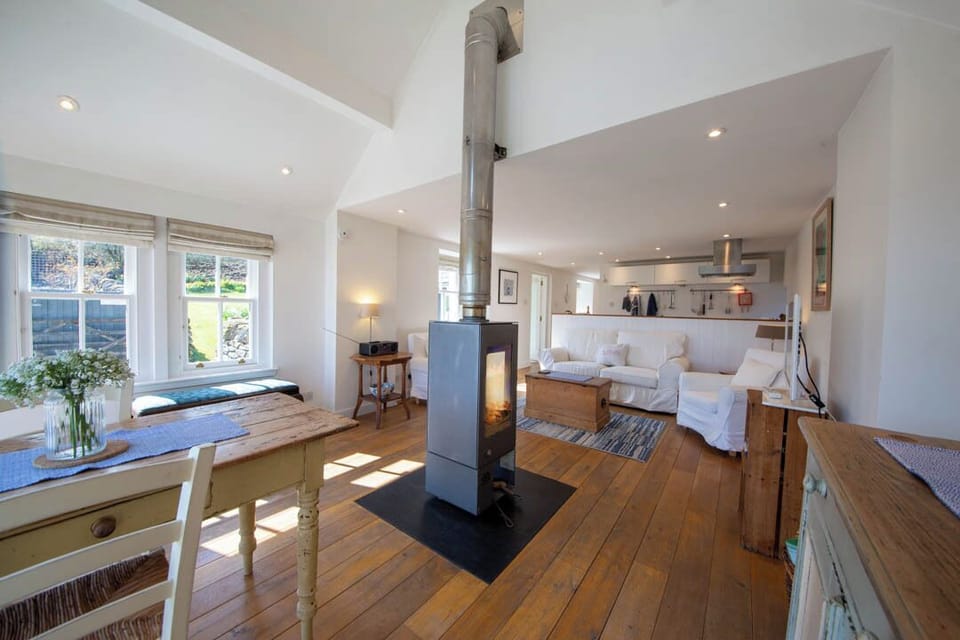 Sky Cottage (1138)