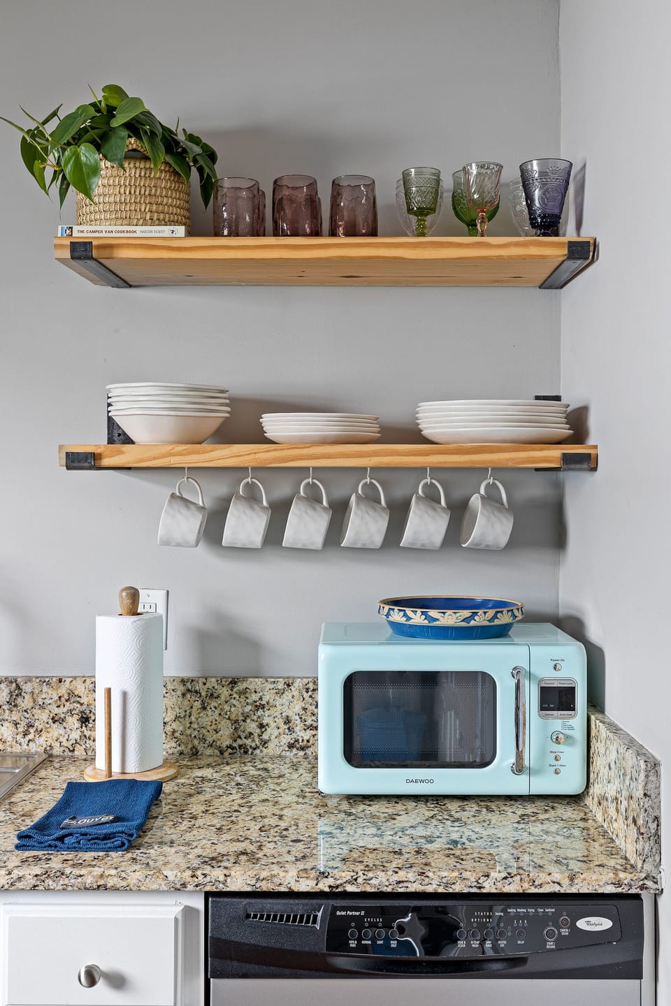 Southern Shangri-La C | Bohemian Haven in CHS