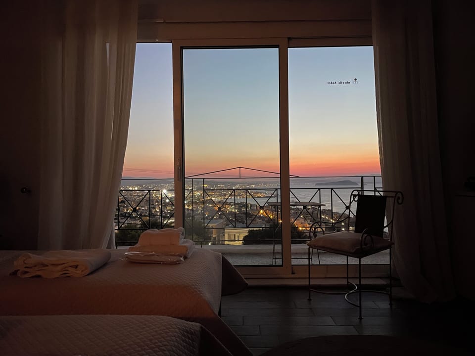 Panoramic Double or Twin Room, 1 Bedroom, City View, Oceanfront | Egyptian cotton sheets, premium bedding, minibar, in-room safe