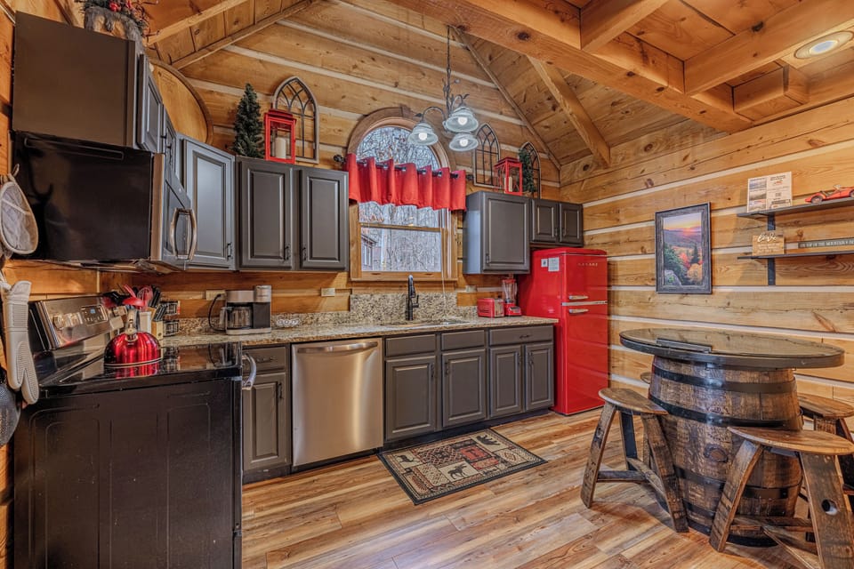 Your kitchen counter is stocked and ready, prep meals together!