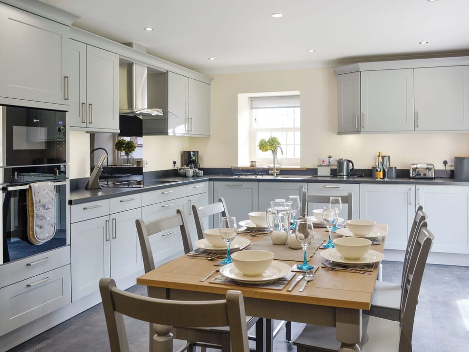 Fully appointed fitted kitchen with dining area | The Stables - Old Montrose, Montrose