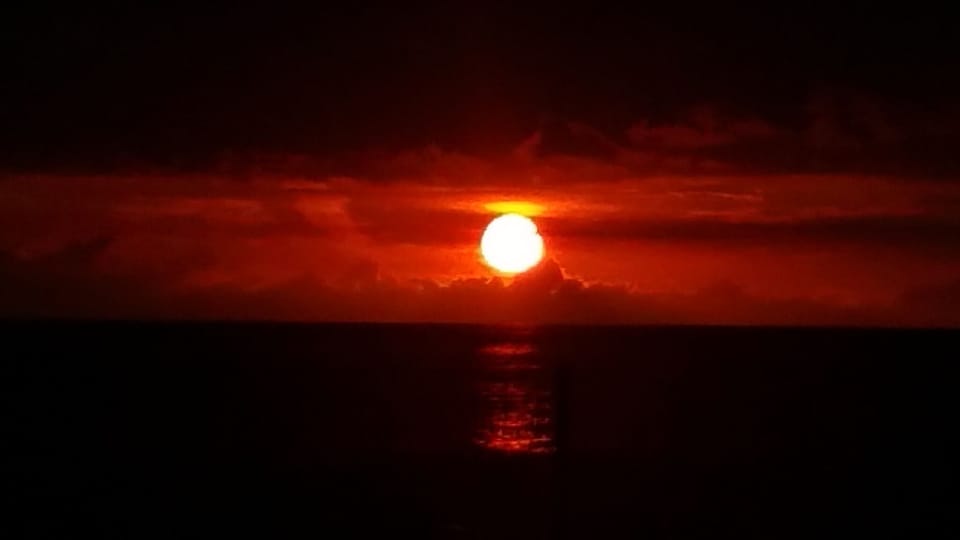 Yes, this is a Makaha Sunset...only in Hawaii