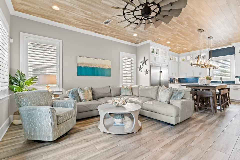 First Floor Living Room - Ample Seating