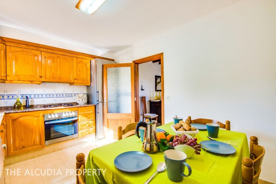 Fully equiped kitchen Finca Pegasus Alcudia