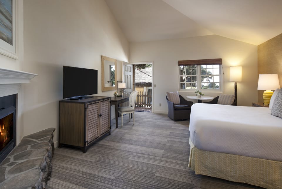Premium bedding, down comforters, pillowtop beds, desk