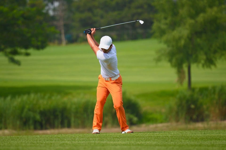 Within a 15-mile radius of Sarasota there are a staggering 76 golf courses, with a mix of public and private options to suit all preferences