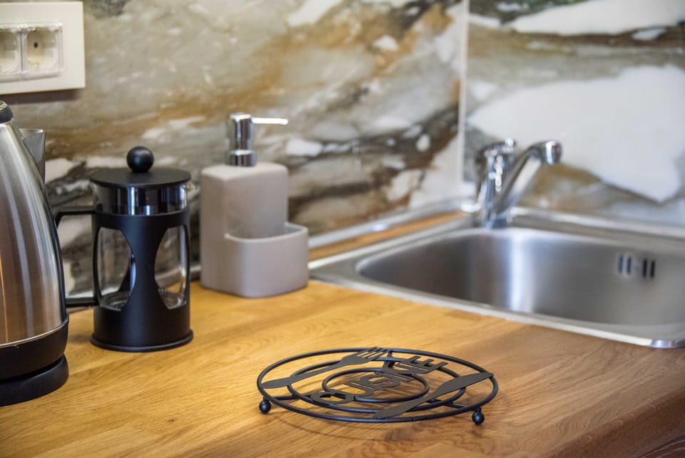 Superior Studio (for 3) | Private kitchen | Coffee/tea maker, electric kettle