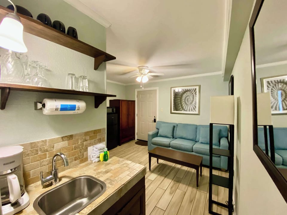 Kitchenette