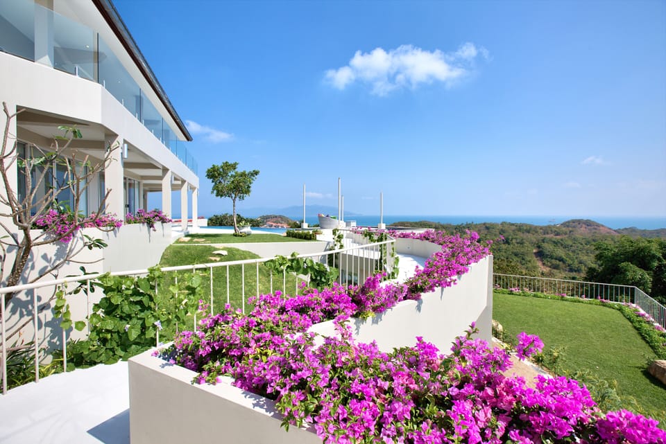 Villa, 6 Bedrooms | Terrace/patio