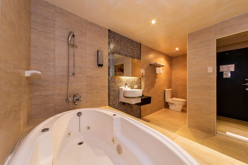 Romantic Double Room, 1 Double Bed | Bathroom | Hair dryer, slippers, towels, soap