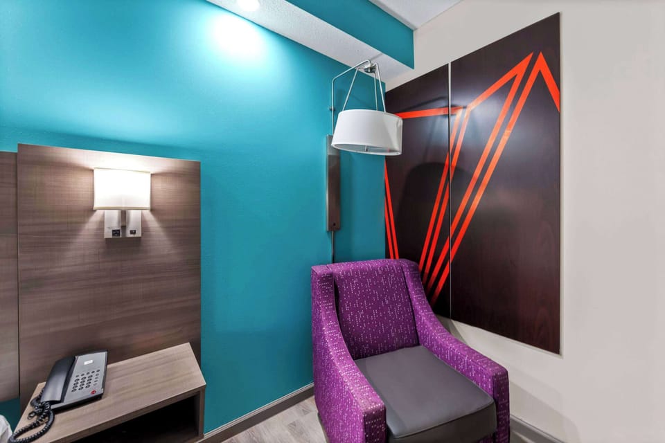 Room, 1 King Bed, Accessible, Non Smoking | Pillowtop beds, desk, iron/ironing board, free WiFi