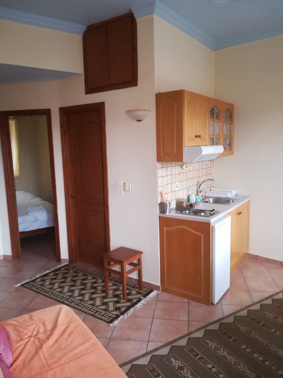 Superior Triple Room | Private kitchenette | Fridge, stovetop, coffee/tea maker, electric kettle