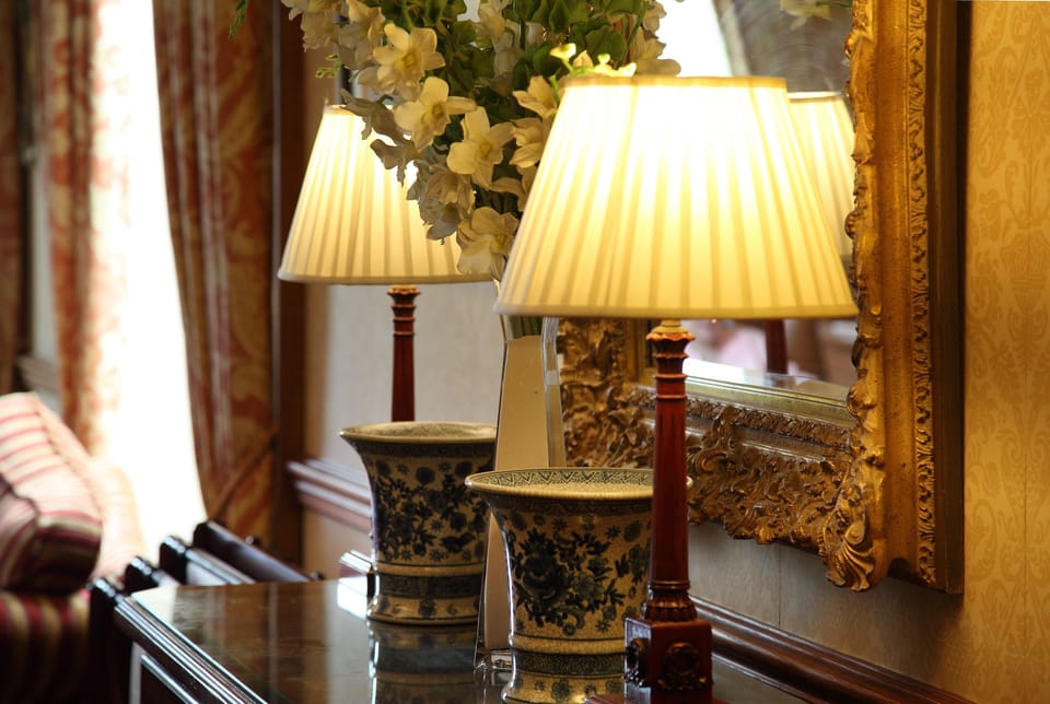 Hypo-allergenic bedding, desk, iron/ironing board, free WiFi