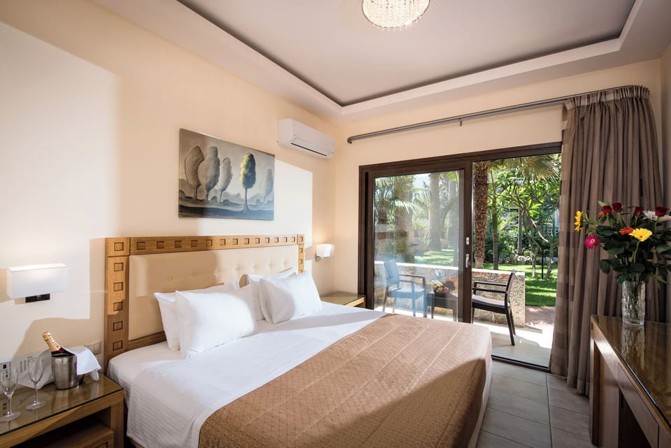 Standard Double Room | Soundproofing, free WiFi, bed sheets