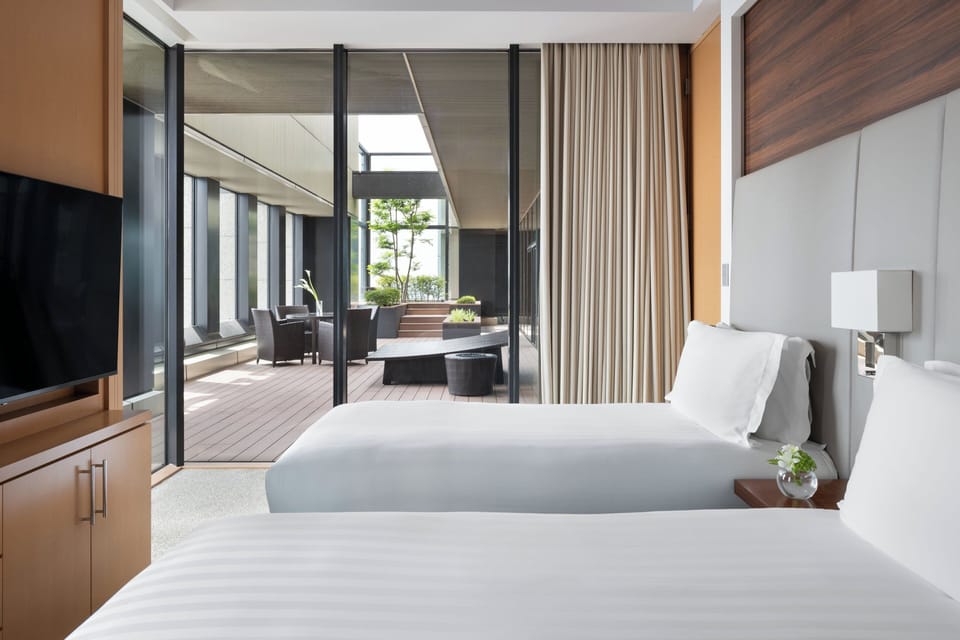 2 Bedroom Residence Top Floor | Premium bedding, down comforters, pillowtop beds, minibar