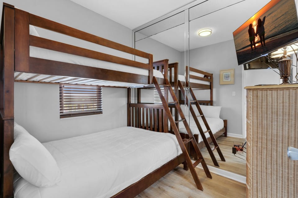 Bunk room