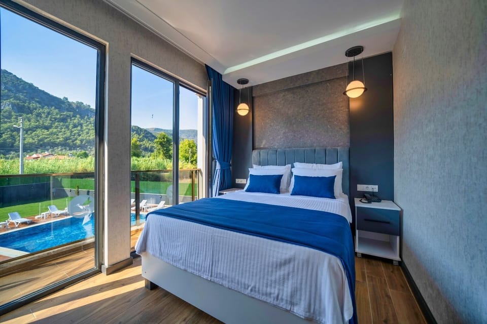 Tempur-Pedic beds, in-room safe, blackout drapes, soundproofing