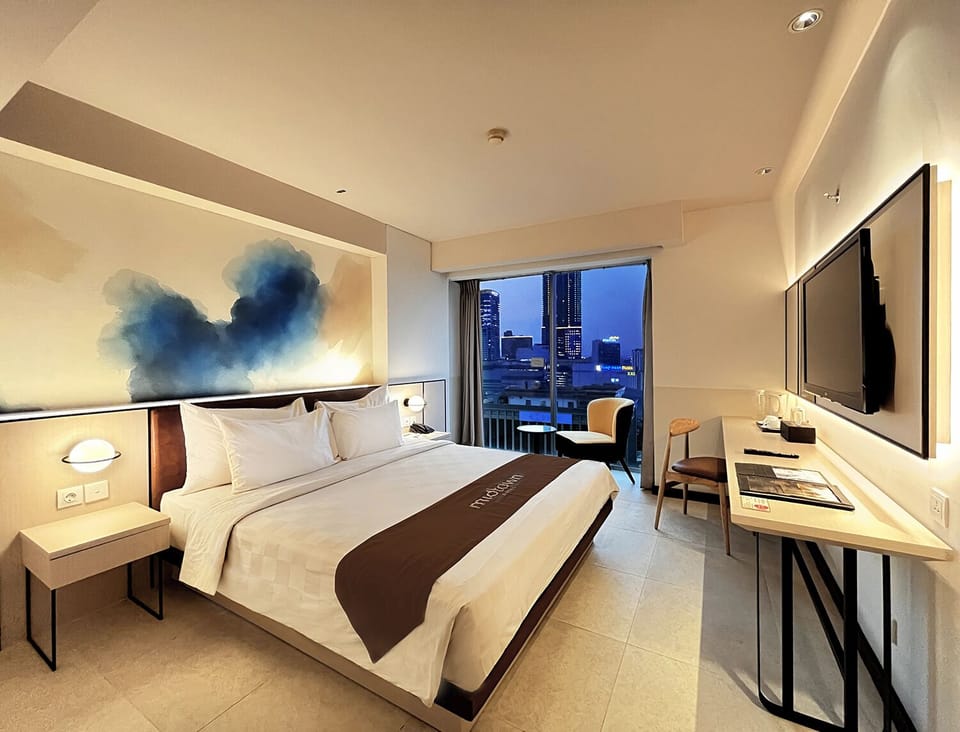 Groovy Double Style | In-room safe, desk, free WiFi
