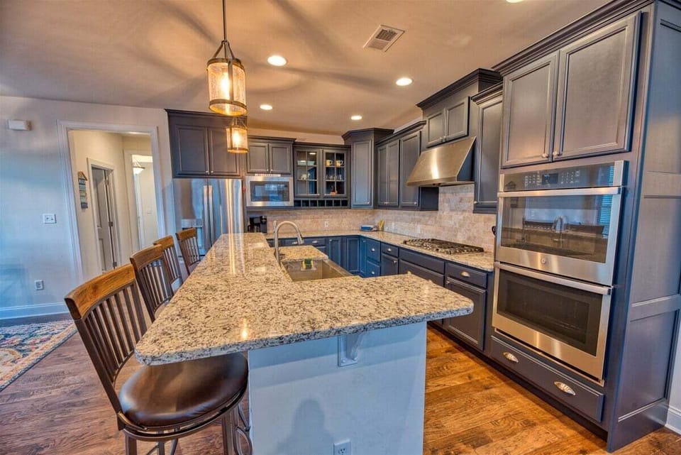 Chef-Inspired Kitchen