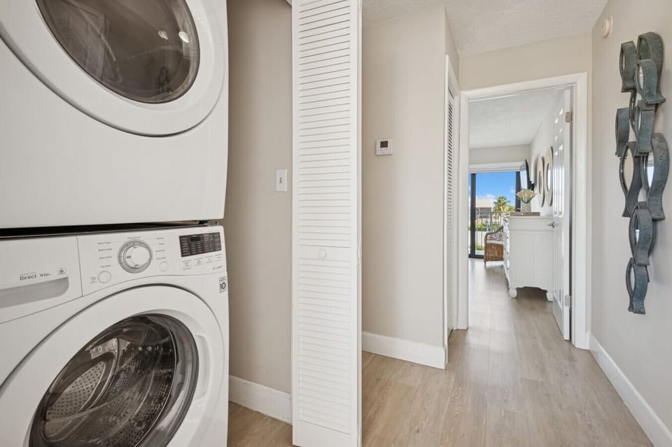 Washer & Dryer