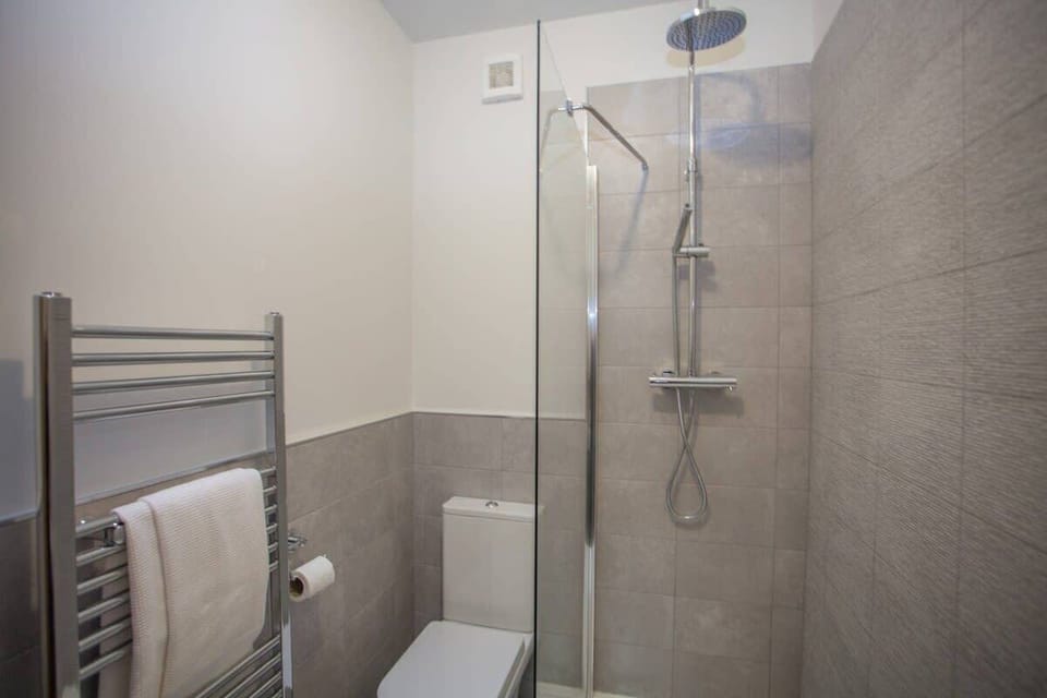 Stunning walk in shower