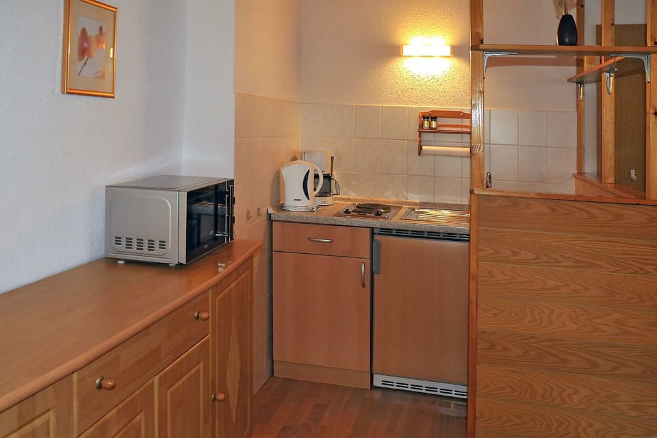 House | Private kitchen | Fridge, microwave, stovetop, coffee/tea maker