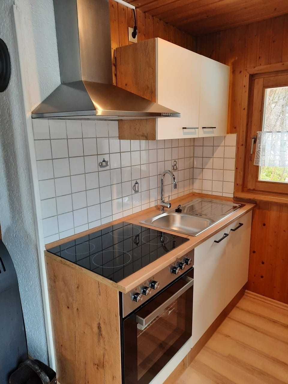 House, 2 Bedrooms, Terrace | Private kitchen | Fridge, oven, stovetop, toaster