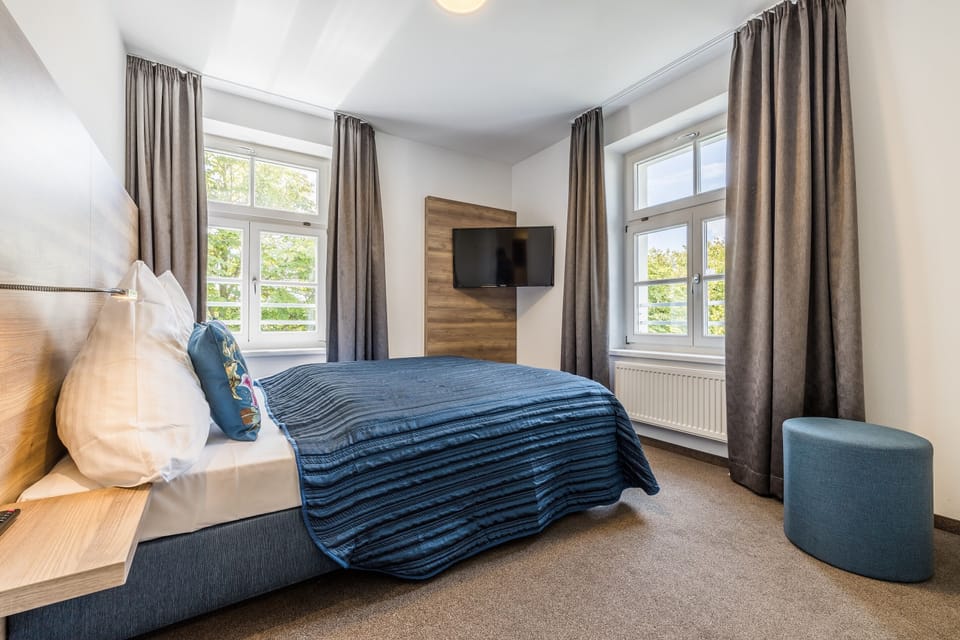 Junior Suite | Desk, soundproofing, free WiFi, bed sheets