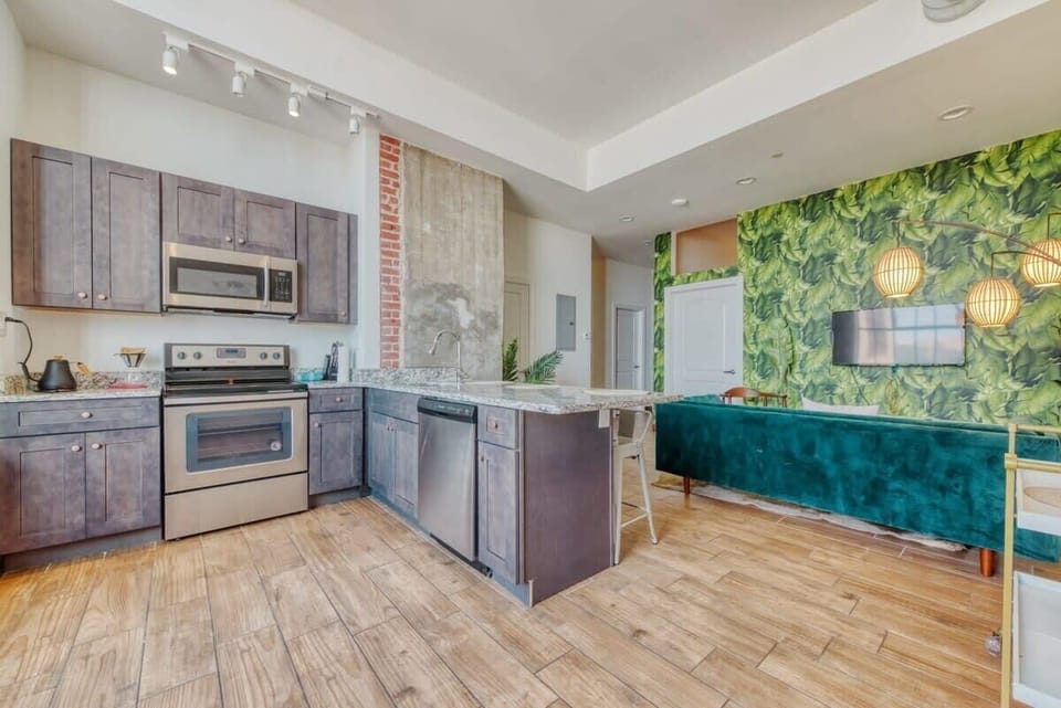Kitchen equipped with essential cookware