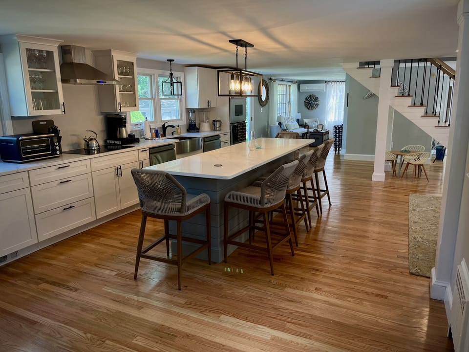 Large airy open kitchen, perfect for the designated chefs of the family. 