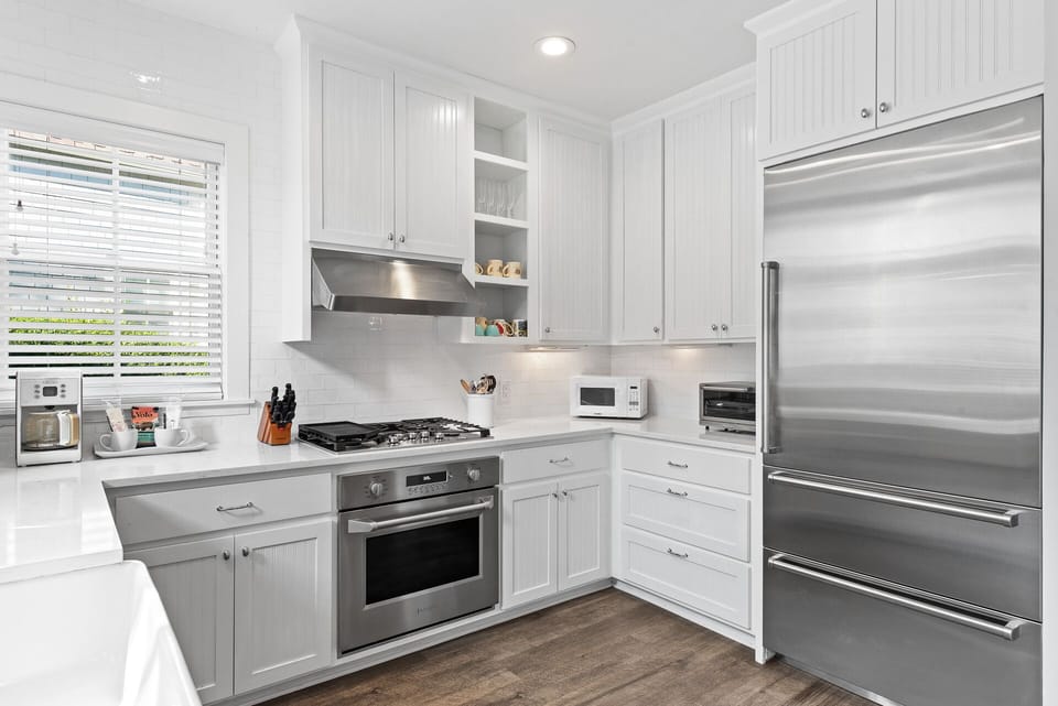 First Floor: Kitchen