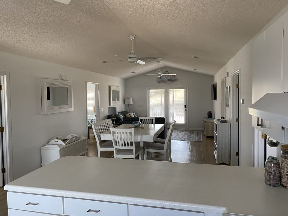 Plenty of place to have a snack together, play a game, just enjoy.