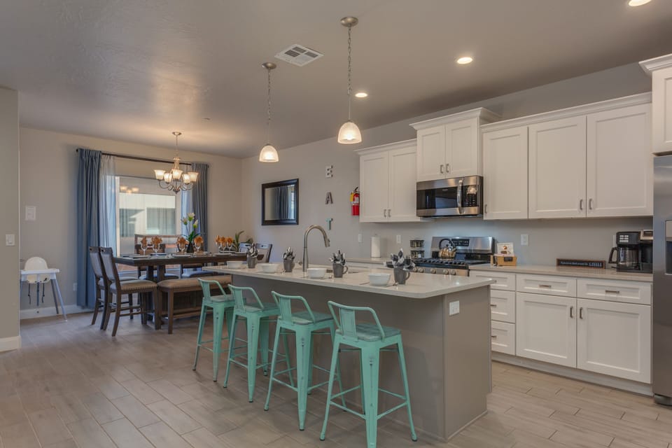 Kitchen/Dinning 01