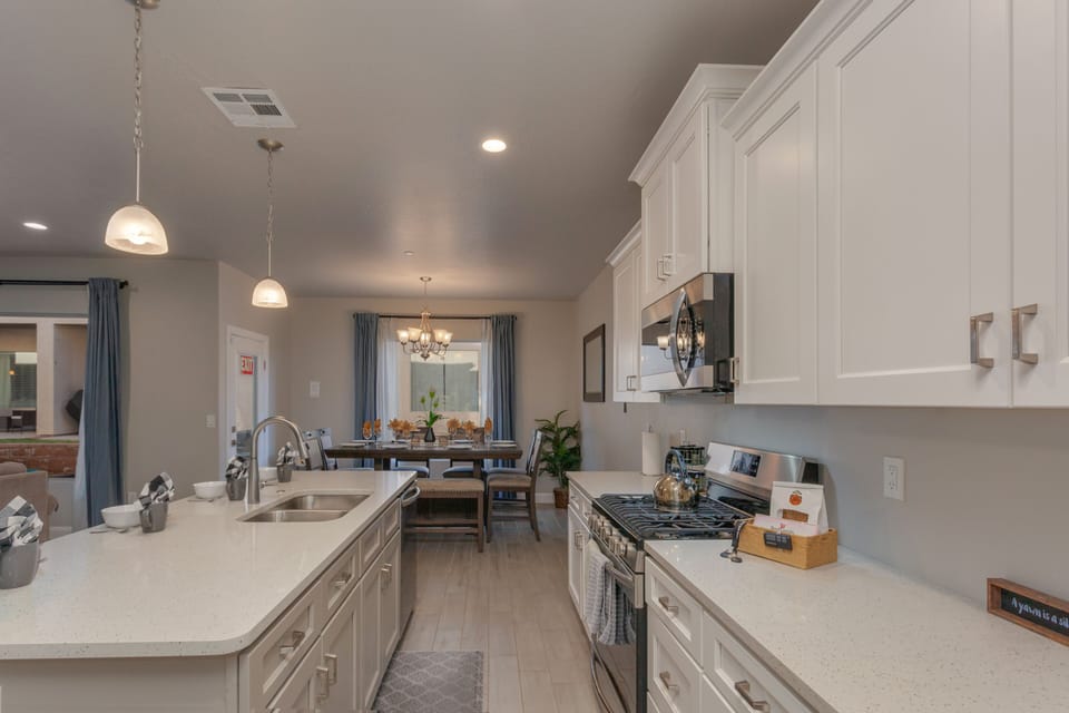 Kitchen/Dinning 02