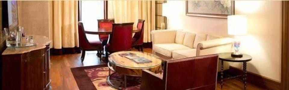 Flat-screen TV, iPod dock, pay movies
