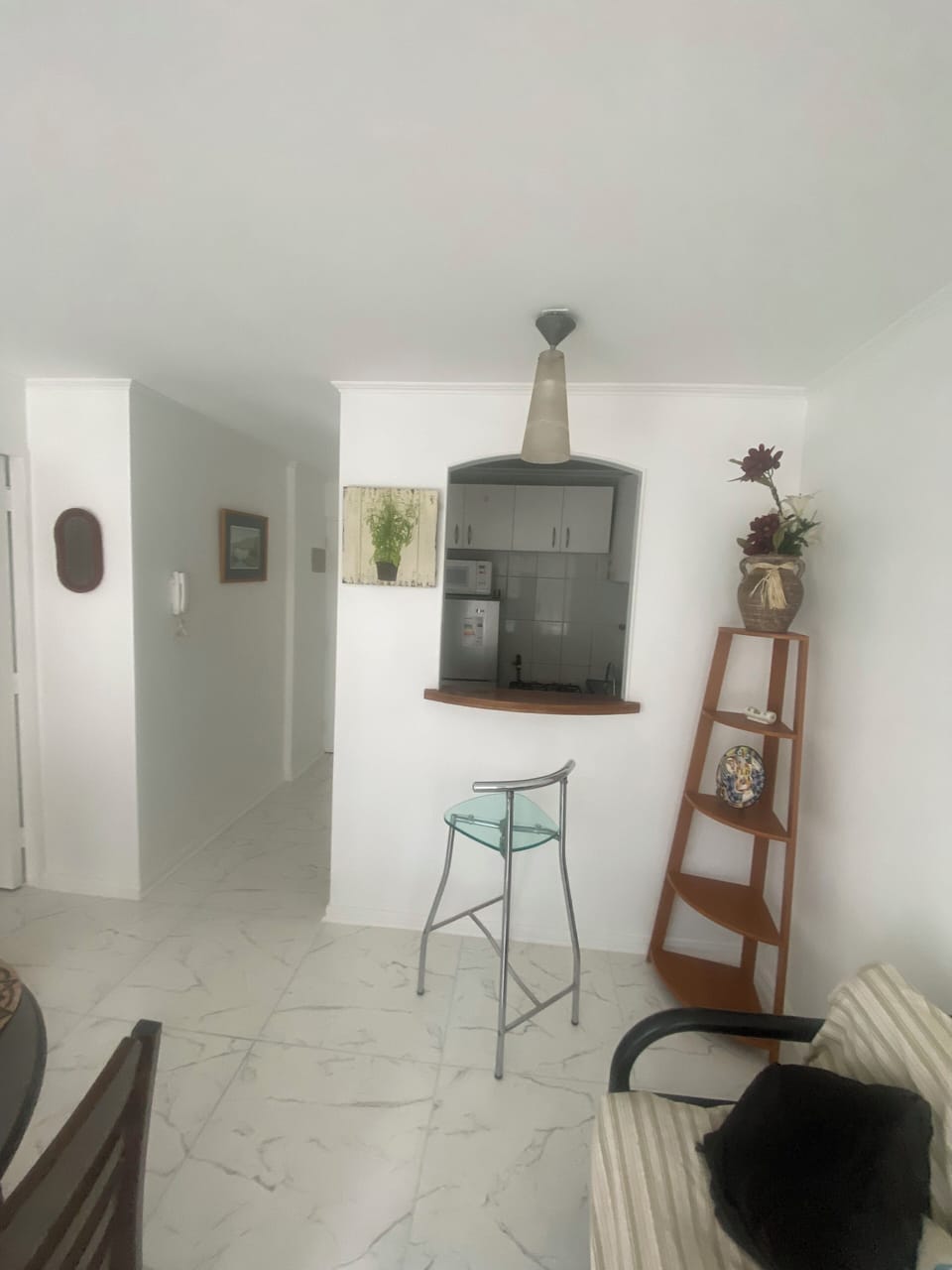 Standard Apartment (304) | Dining room