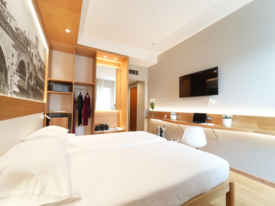 Minibar, in-room safe, desk, blackout drapes