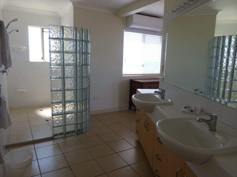 Villa Mar Colina Apartment in Yeppoon