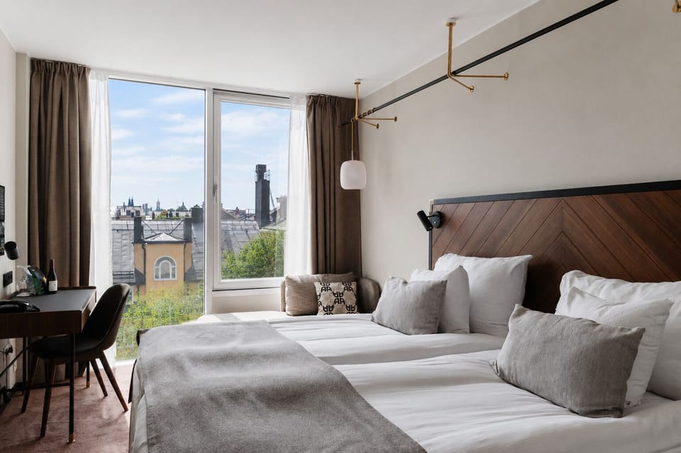 Superior Room, 1 Double Bed, Non Smoking | Desk, laptop workspace, iron/ironing board, bed sheets