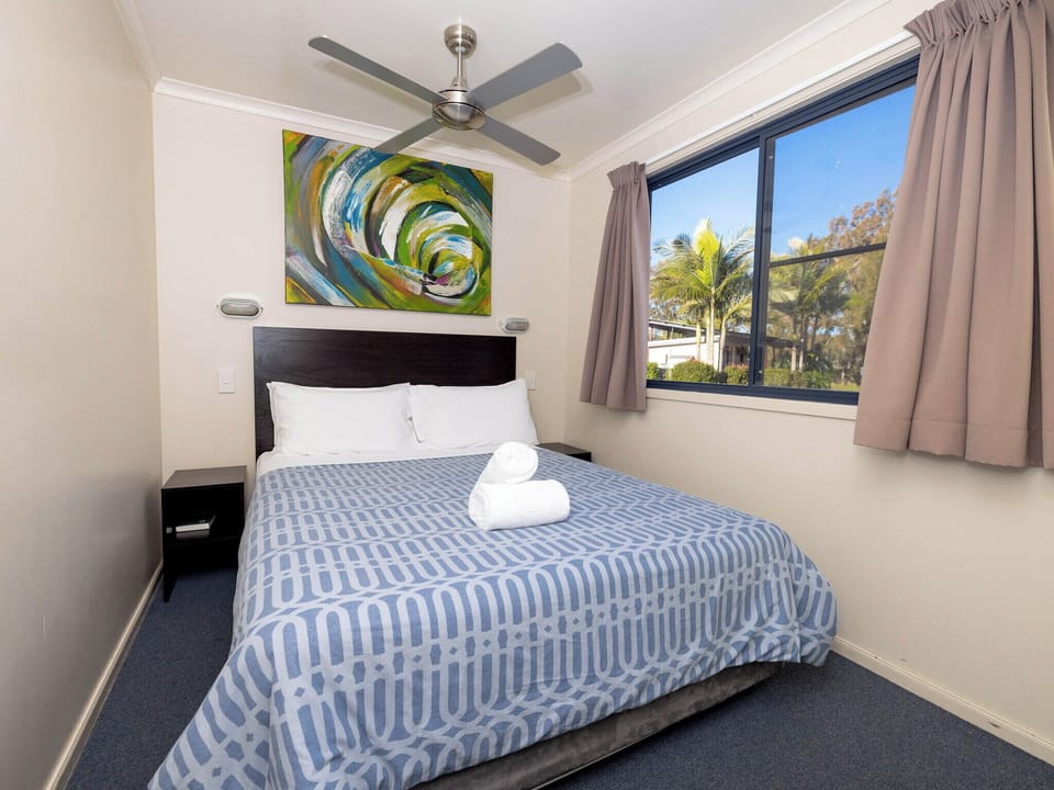 Premium bedding, soundproofing, iron/ironing board, WiFi (free)