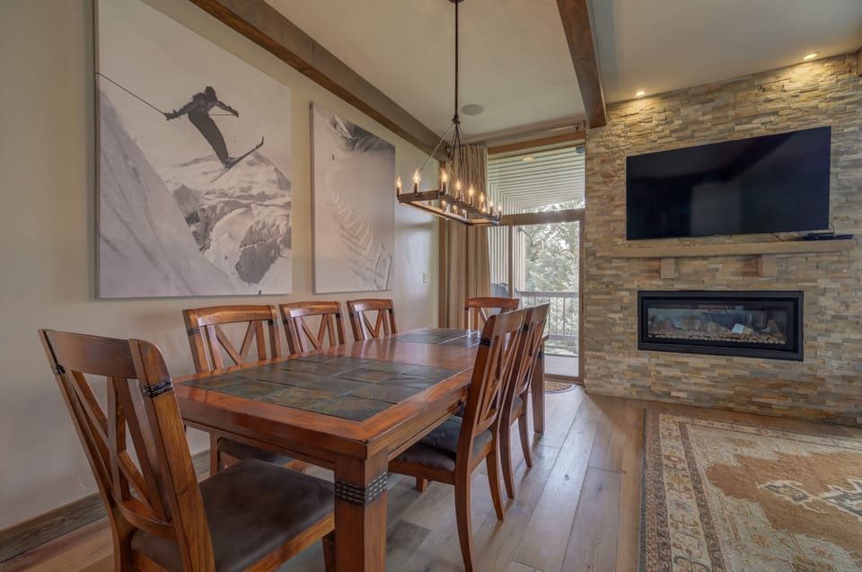 Dining Area and Fireplace