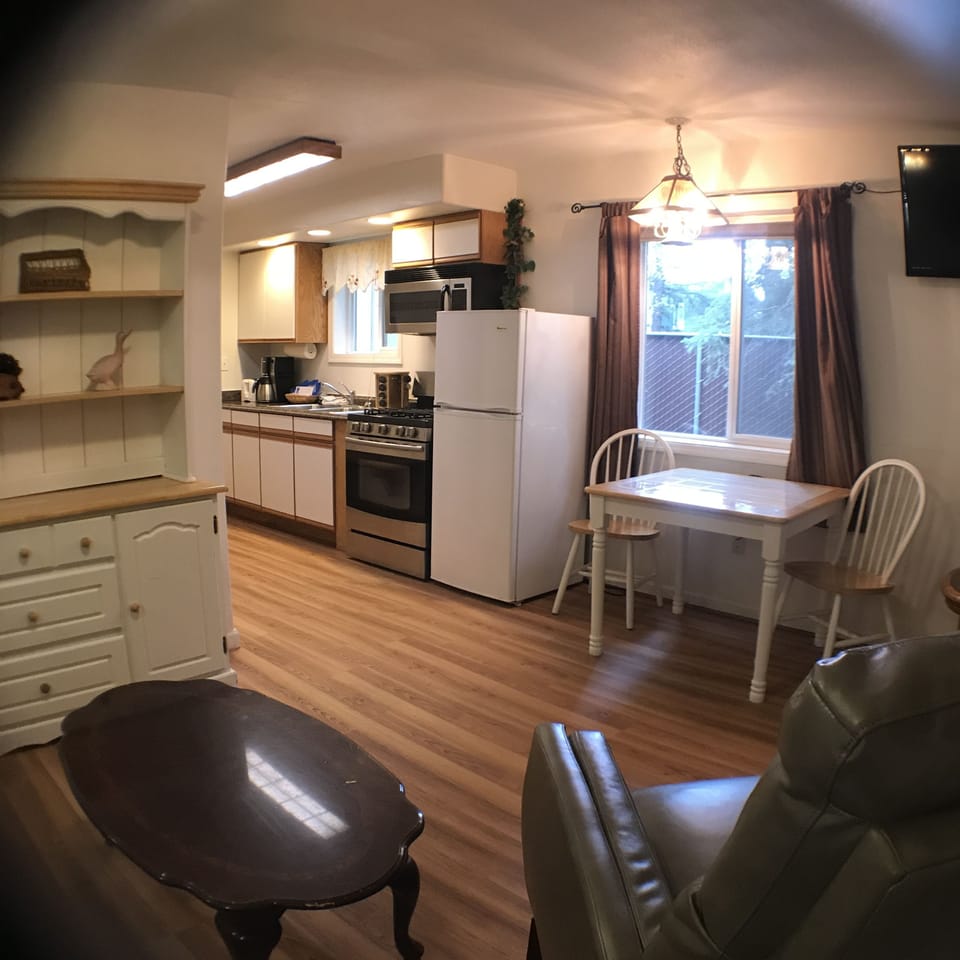 Room (Suite/condo) | Private kitchen